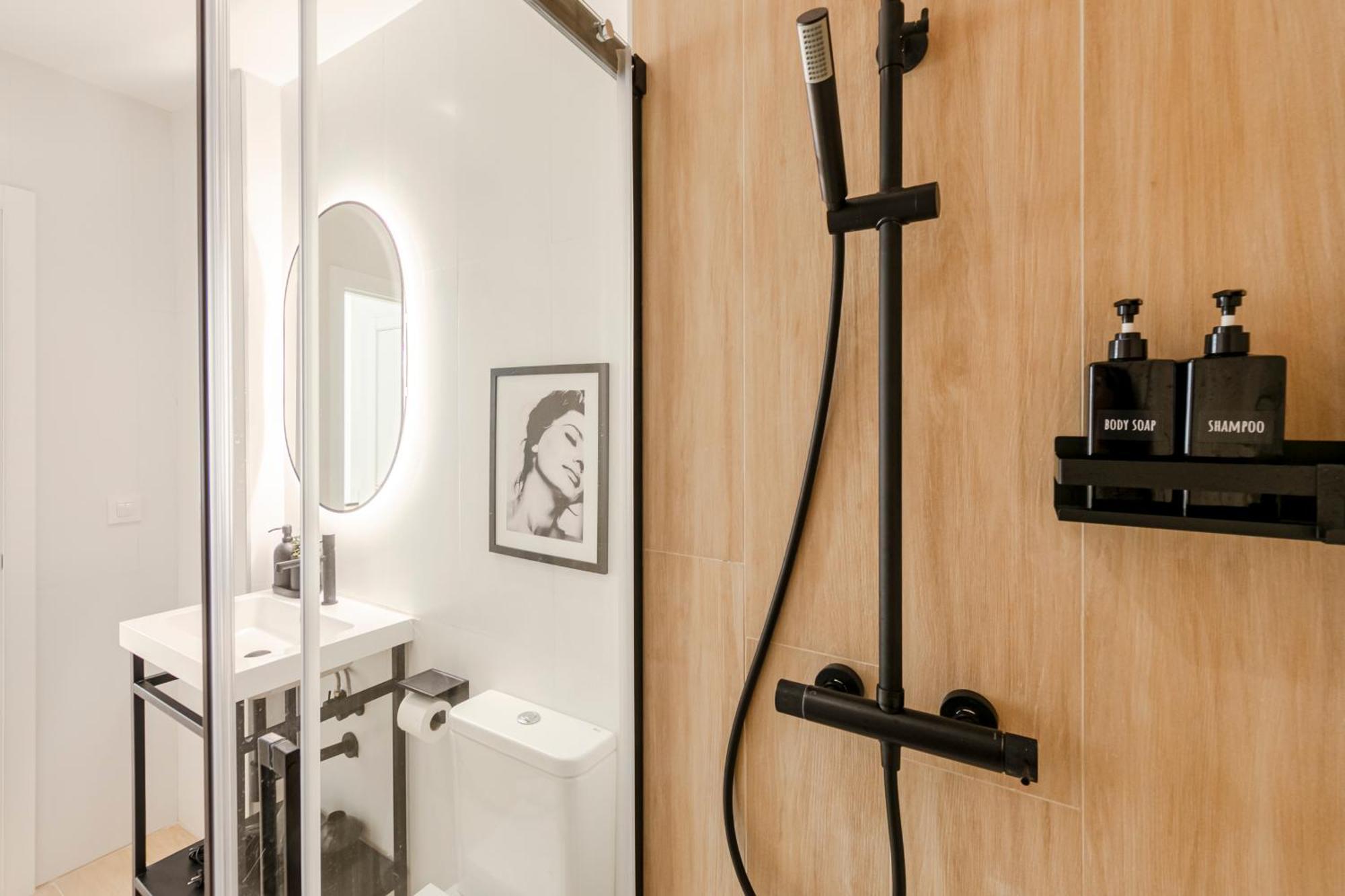 Isg Apartments Faustino 45 เซบีญา ภายนอก รูปภาพ