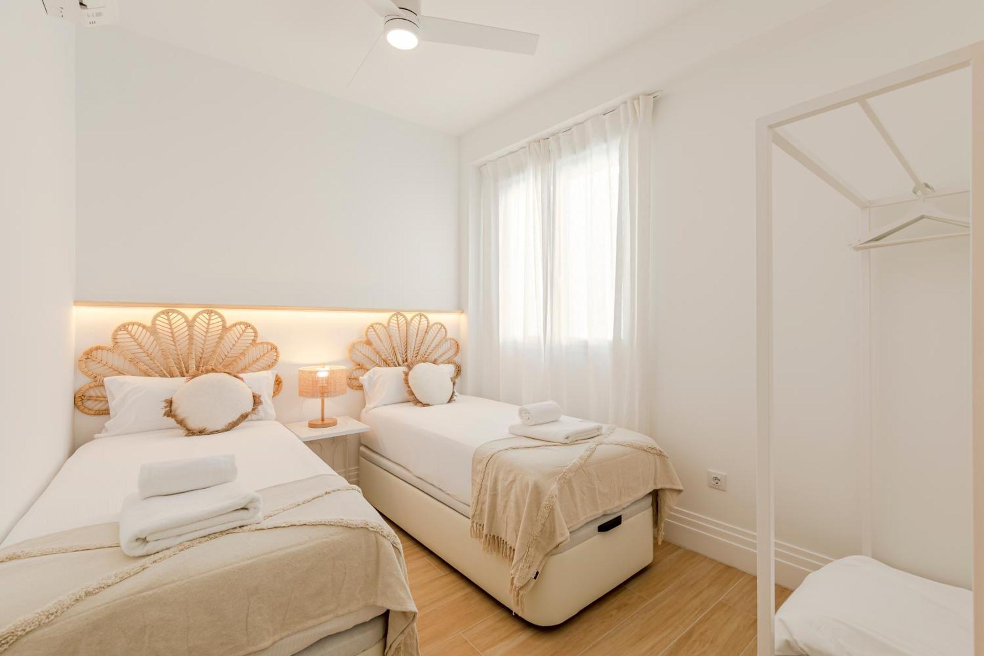 Isg Apartments Faustino 45 เซบีญา ภายนอก รูปภาพ